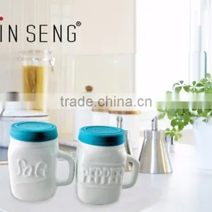 High Quality Spice Dispenser White Ceramic Spice Jar thumbnail-2