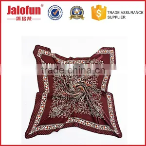 Factory Price Quality Logo Print Silk Scarf Custom Football Fan Scarf thumbnail-4