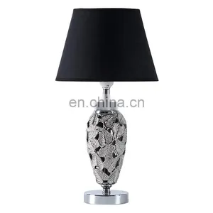 New Design of Flower Pattern Ceramic Table Lamp for Reading Room thumbnail-4