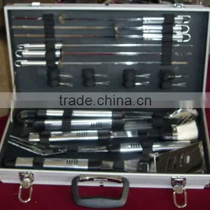 5pcs Barbeque Set in Aluminum Carrying Case thumbnail-1
