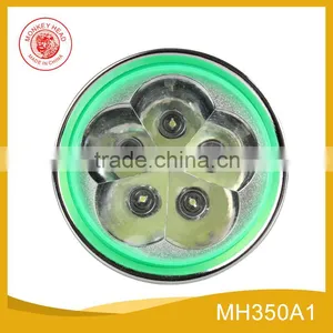 SUPER TIGHR LED Plastic Flashlight Torch thumbnail-3
