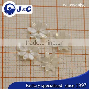 Carved Customized Natural Sea Shell ,white Mother of Pearl Lip Button for Decoration thumbnail-2