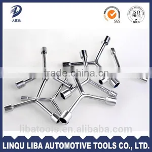 China Manufacturer Drop Forged 3 Ways Socket Wrench thumbnail-1