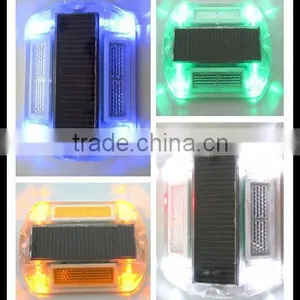 Plastic Solar Powered LED Flashing Road Cat Eyes thumbnail-6