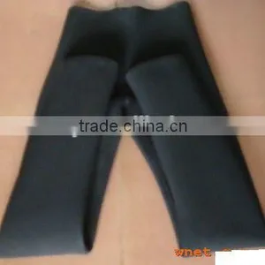 Rubber Leg for Jeans Brush Process thumbnail-5