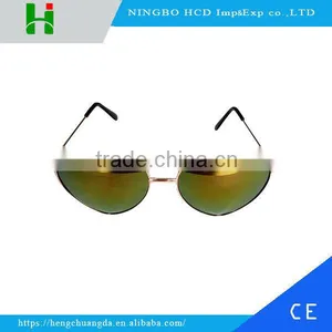 New Trend Retro Metal Heart Shape Sunglasses thumbnail-2