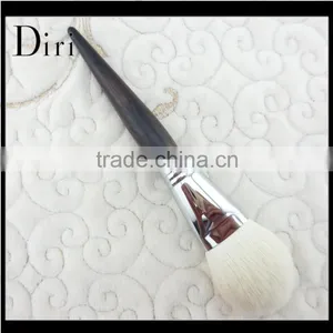 High Quality Personalized Makeup Brushes Manufacturer thumbnail-1