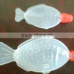 Empty Plastic Fish Pot thumbnail-1