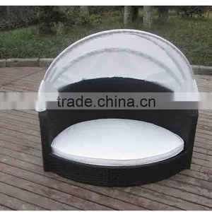Hot Sale Wicker Dog Bed With Canopy for Dogs thumbnail-1