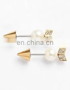 Women's Reversible Arrow Stud Gold Pearl Earrings thumbnail-1