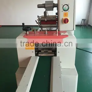 GZB-300 Automatic Pillow Packing Machine thumbnail-1