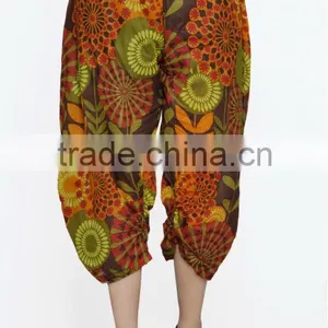 Women Cotton Black Mulicolored Flowers Design Short Harem Capri Pants thumbnail-1