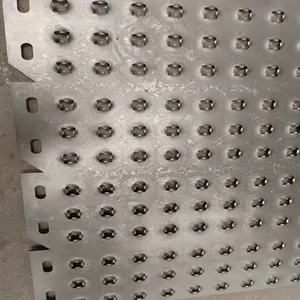 Industrial Safety Anti-slip Products, Galvanized Alligator Mouth Anti-slip Plate, Stair Tread, Perforated Plate thumbnail-4