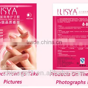Whitening Moisturizing Hand Mask thumbnail-2