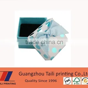 Professional Customized Wholesale Christmas Gift Box thumbnail-1