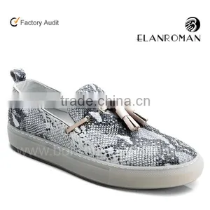 Vintage Casual Fancy Men Loafer Shoes With Python Leather Embossing Shoes thumbnail-1
