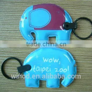 Cheap Giveaway Gifts Plastic Pvc Keyring Led Torch thumbnail-1