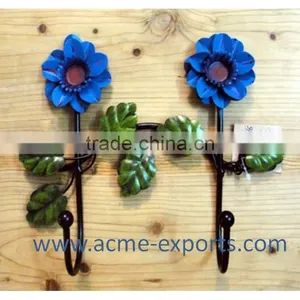 Decorative Metal Wire Wall Hanger thumbnail-1