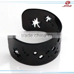 China Factory Fashion Acrylic Lucite Plexiglass Fashion Couple Bracelet and Bangle for Sell thumbnail-5