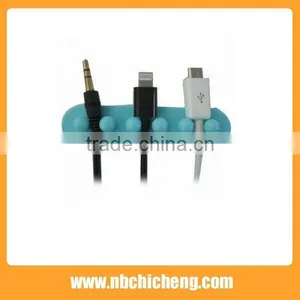 Plastic Plug Holder in Cable Clips thumbnail-3
