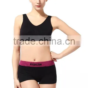 2015 Latest Woman Seamless Sport Bra & Brief Sets thumbnail-1