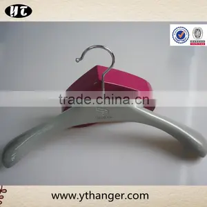 Custom Logo and Size Wooden Top Hanger for Coat thumbnail-2