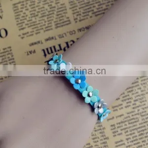 Colorful Leather Bracelets With One Row of Flowers thumbnail-1