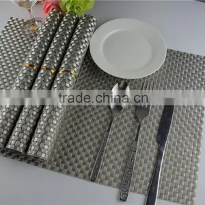 High Quality 45*30cm PVC Silver Woven Mesh Placemat 8*8 Gold Color Placemat Table Mat Runner Dining Mat thumbnail-3