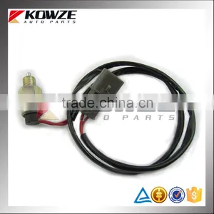 Freewheel Clutch Switch for Mitsubishi Pajero V23 V25 V43 V44 V45 V46 6G72 6G74 4D56 4M40 MR196931 MB620505 thumbnail-1