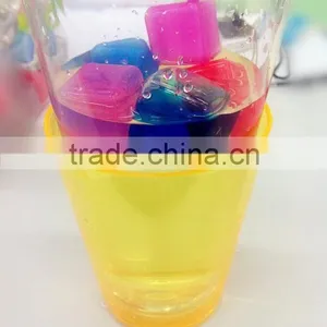 Square Shape Transparent Plastic Ice Cubes thumbnail-3