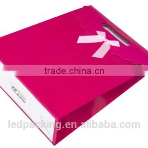 Dark Color Printing Present Bags,customized Paper Gift Bag thumbnail-4
