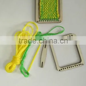 Mini Wooden Loom thumbnail-2