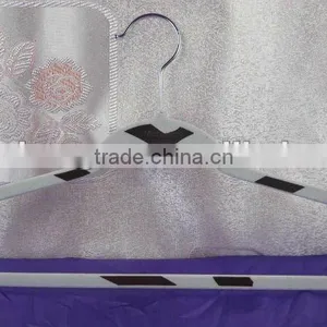 Anti-slipping Flocking Hanger thumbnail-1