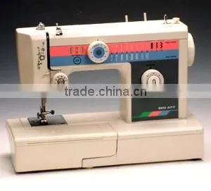 Sewing Machine 653 thumbnail-1