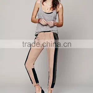 OEM Supply Relaxed Style Contrast Color Korean Women Pants thumbnail-6