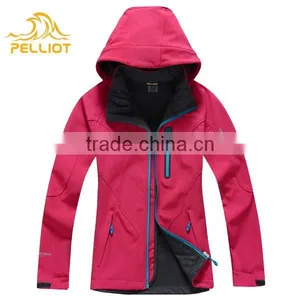 Hoodies Casual Waterproof Breathable Outdoor Women Softshell Jacket thumbnail-6
