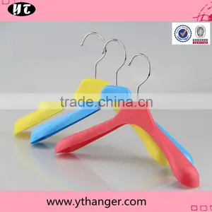 Colorful Childern Plastic Hanger With Cheap Price for Kids thumbnail-1