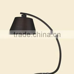 Classic Table Lamp thumbnail-2