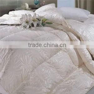 Quilt/ Comforter/ Duvet ( Material: 100% Cotton, Filling: Duck Down ) thumbnail-1