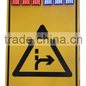 The Costeffective Portable LED Traffic Sign thumbnail-3