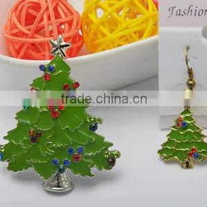Special Edition Christmas Package Western Christmas With The Stars Earrings And Brooch thumbnail-1