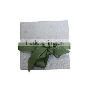 Custom Cardboard Jewelry Gift Box With Lid thumbnail-4