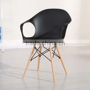 Popular Resin Room Black Chair With Armrest D002 thumbnail-4