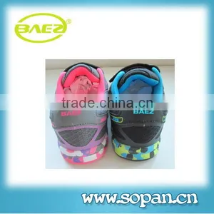 New Design Kids Athletic Shoes With Camouflage Outsole thumbnail-3