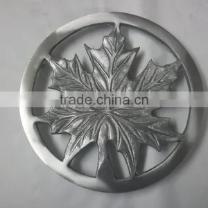 Maple Leaf Trivet thumbnail-1