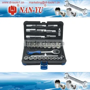 1/4DR 33PC Hand Socket Set thumbnail-1
