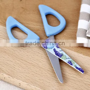 Fashional Style Beautiful Stainless Steel Fruit Scissors Multifunctional Kitchen Scissors thumbnail-2