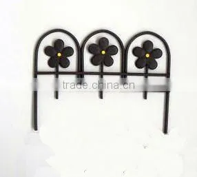 Miniature Garden Metal Fence thumbnail-1