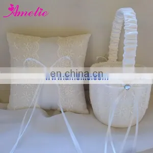A-R5 2 Off-white Lace Basket and Ring Pillow thumbnail-1