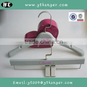HA6993 New Style Rubber Coated Clothes Hanger Matching Style Suits Hanger thumbnail-1